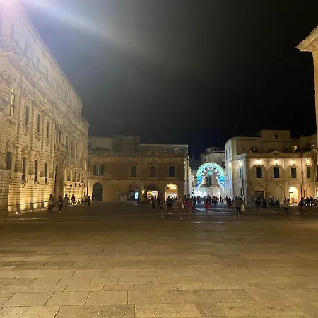 Madigans לינה וארוחת בוקר