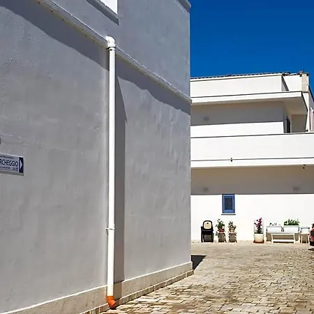 Madigans Lecce